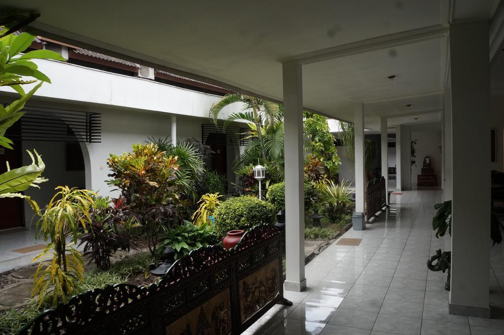 Hotel Kirana Jogyakarta Zewnętrze zdjęcie