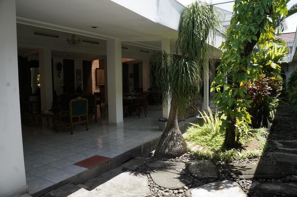 Hotel Kirana Jogyakarta Zewnętrze zdjęcie