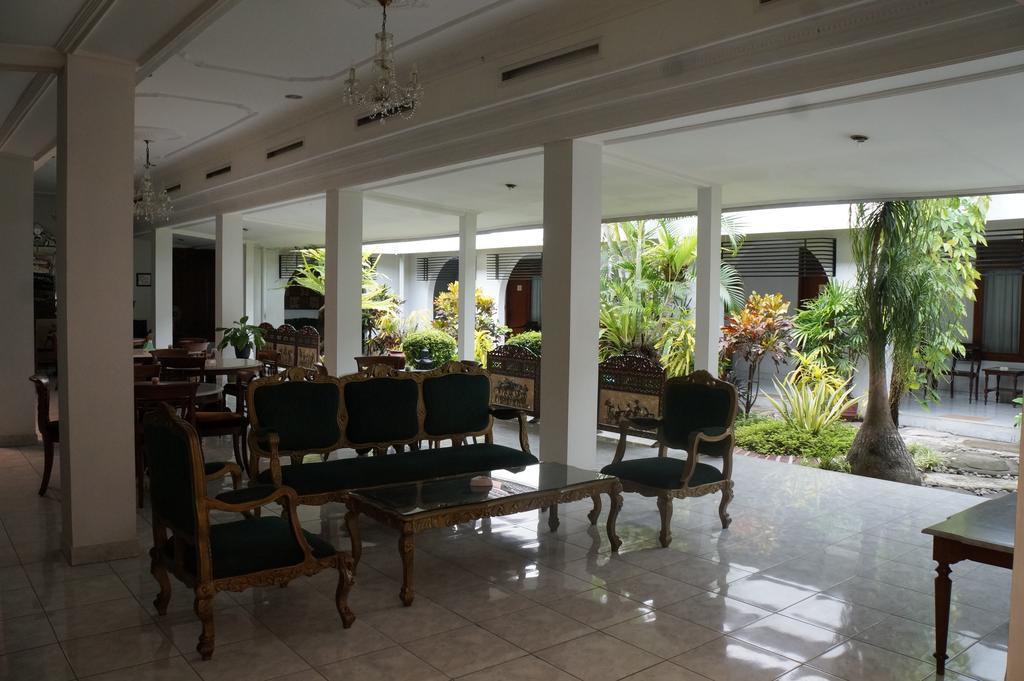 Hotel Kirana Jogyakarta Zewnętrze zdjęcie