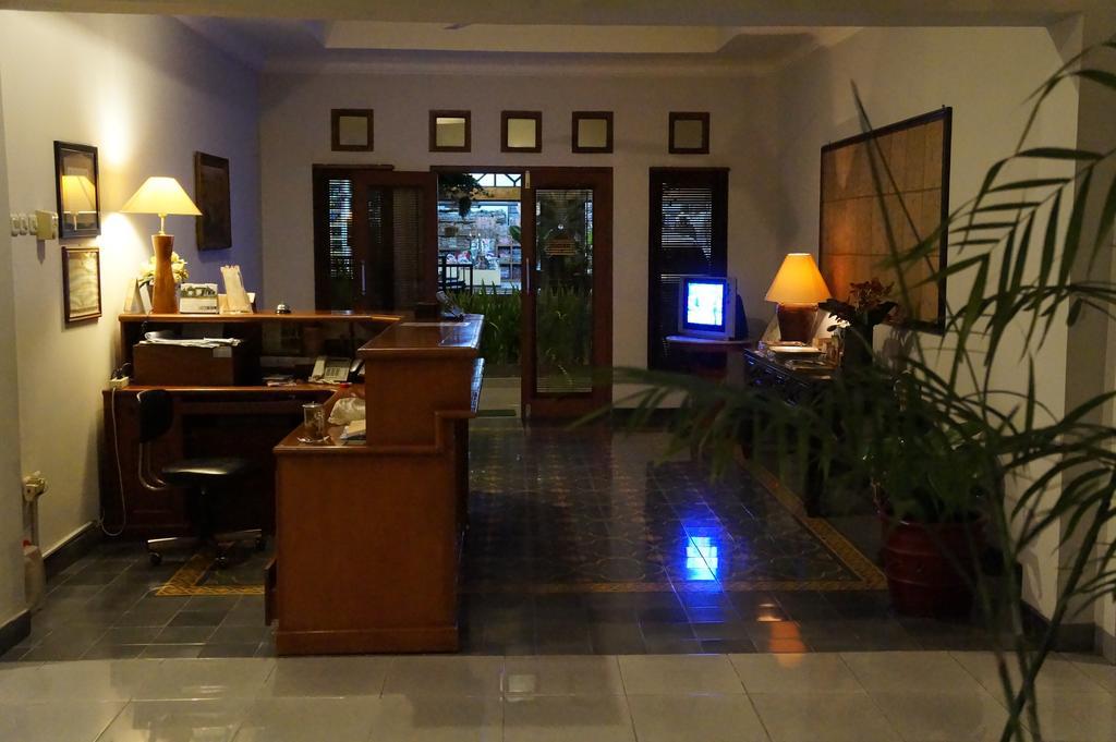 Hotel Kirana Jogyakarta Zewnętrze zdjęcie