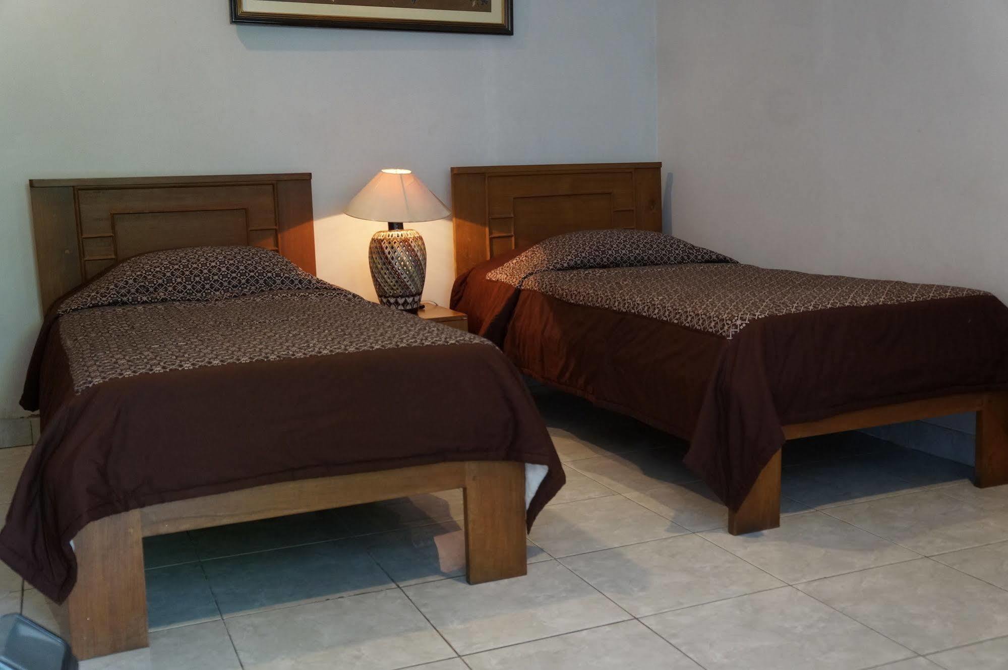 Hotel Kirana Jogyakarta Zewnętrze zdjęcie
